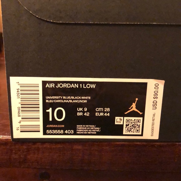 Air Jordan 1 Low - Picture 3 of 8